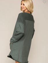 Load image into Gallery viewer, Sweatshirt Dress - Hunter Green
